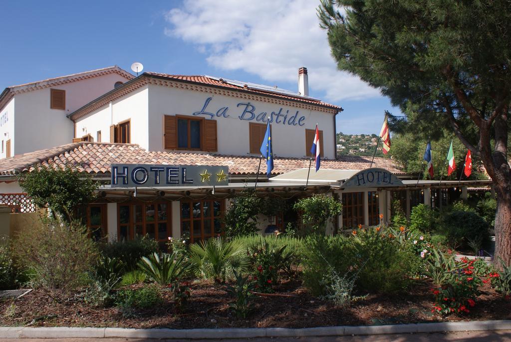 Hotel La Bastide Le Lavandou Exterior photo